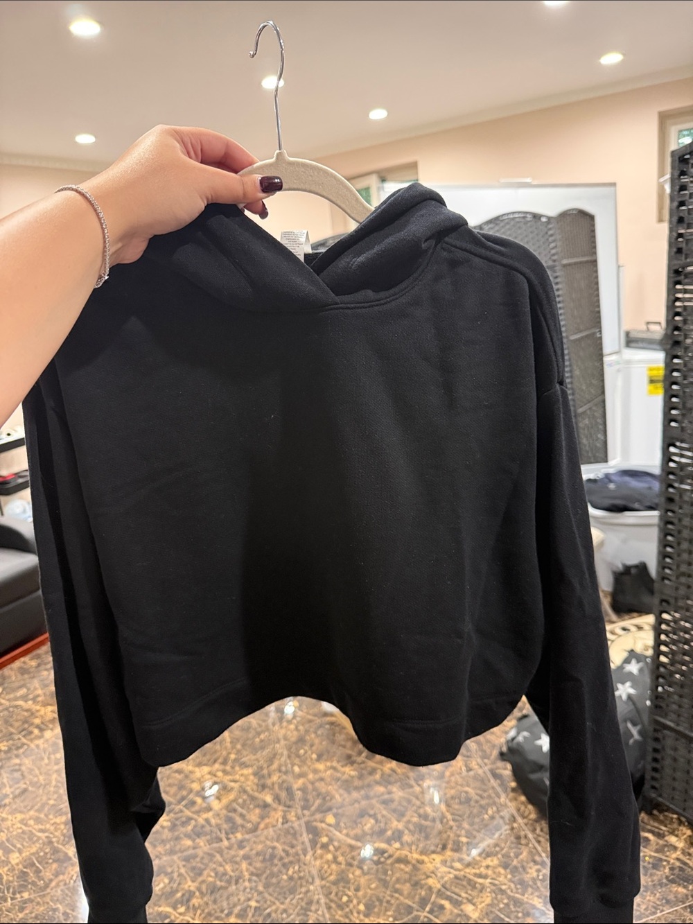 ALO Yoga Black Cropped Hoodie